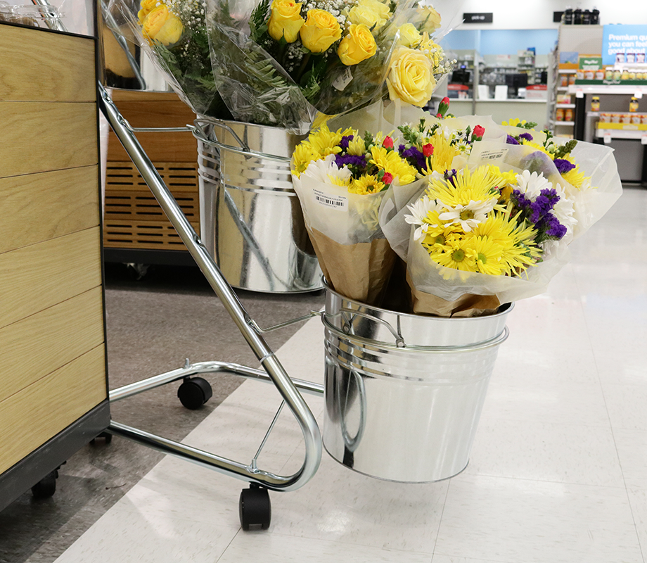 Locking Casters for Indoor Mobile Floral Displays